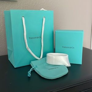 Tiffany & Co. Bag, Gift Box, Pouch, Ribbon